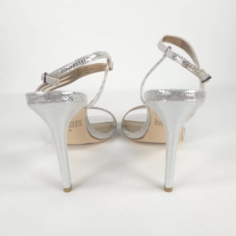 NWB BELLE BADGLEY MISCHKA NOVA SILMET‎ Heel Sandals Stunning Silver NB1140 Sz 6